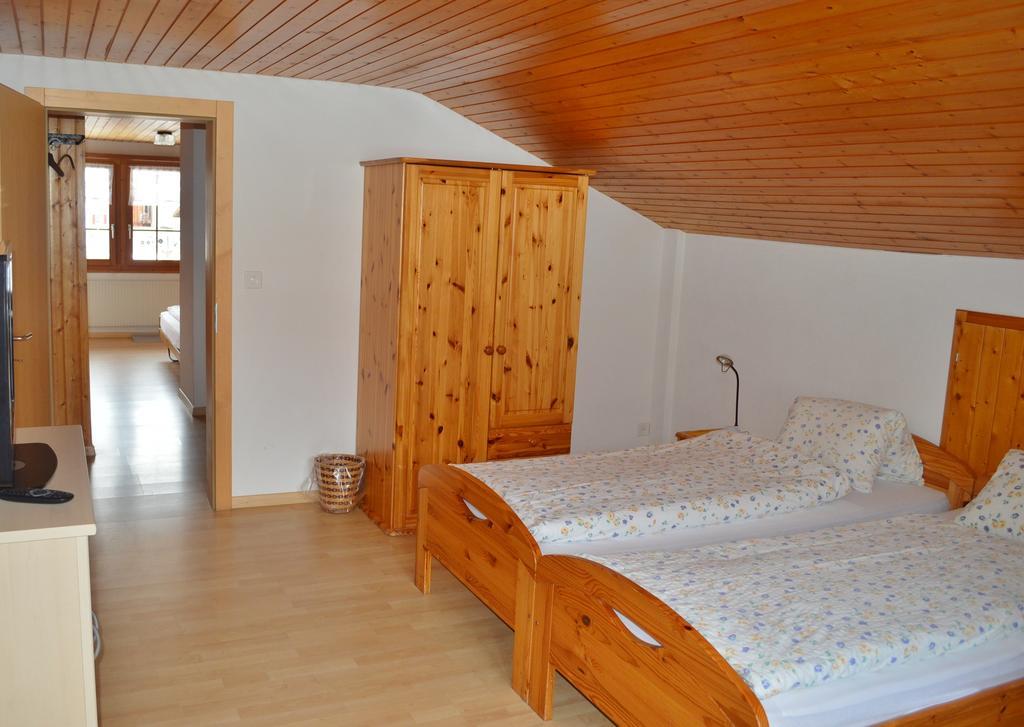 Hotel Grimsel Obergesteln Szoba fotó